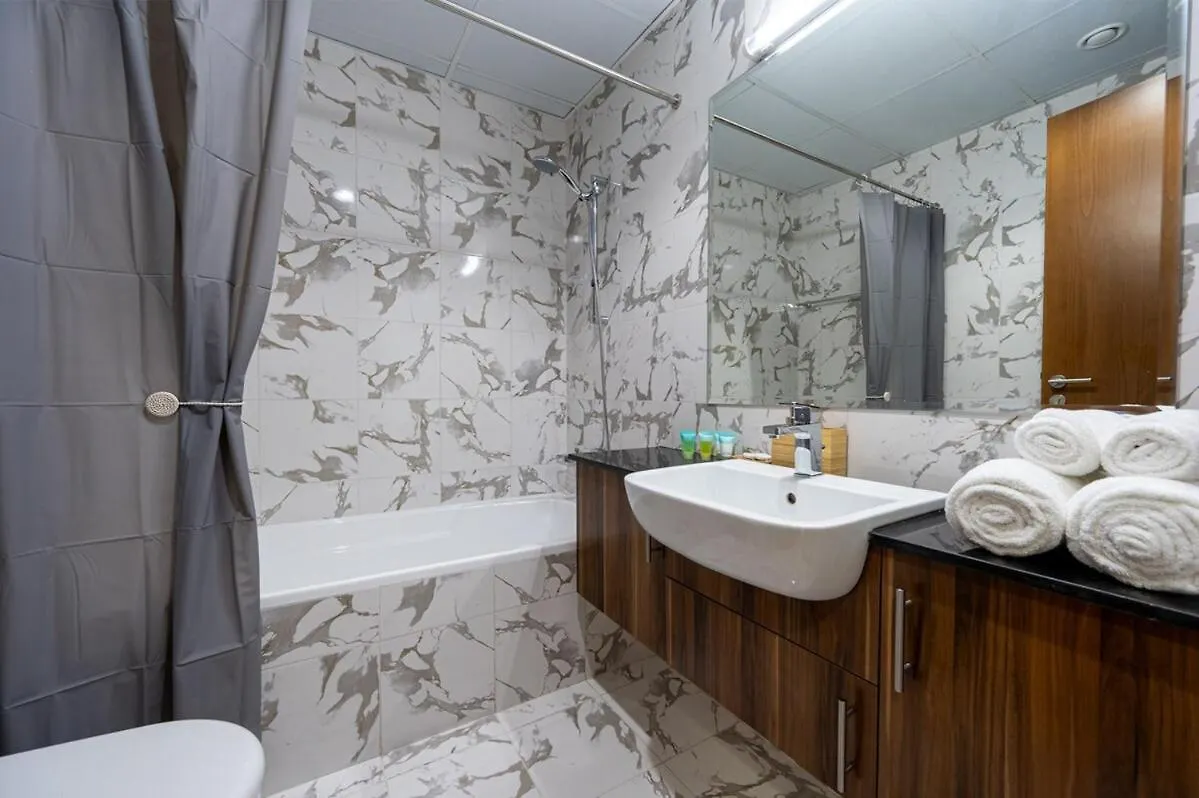 Apartment Brand New 1Br Canal View Ras al-Khaimah